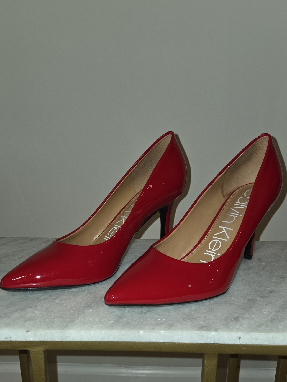 Calvin Klein GAYLE Red Patent Pointed Pumps- Sz 8.50